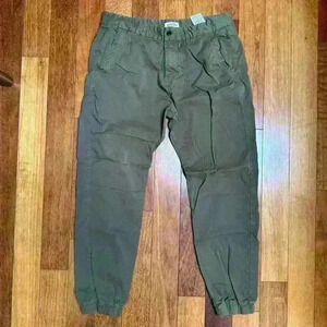 Jack & Jones | Men’s army green cargo pant size 34/34